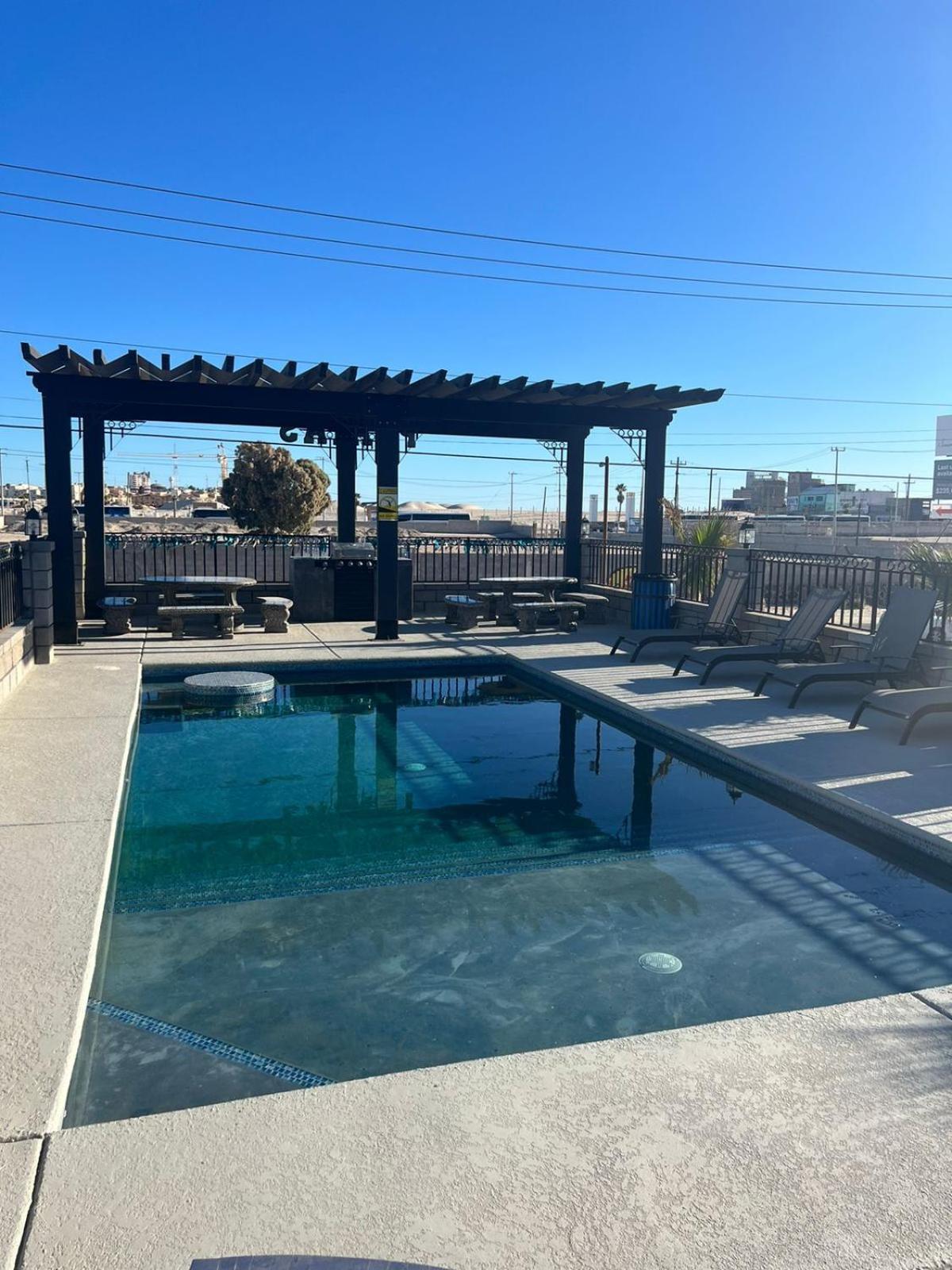 Playas Hotel Suites Puerto Peñasco Екстериор снимка