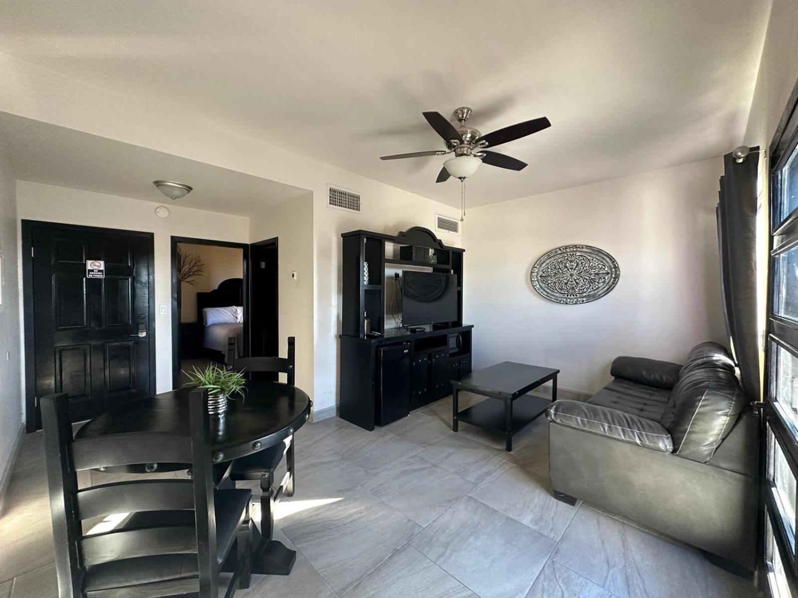 Playas Hotel Suites Puerto Peñasco Екстериор снимка